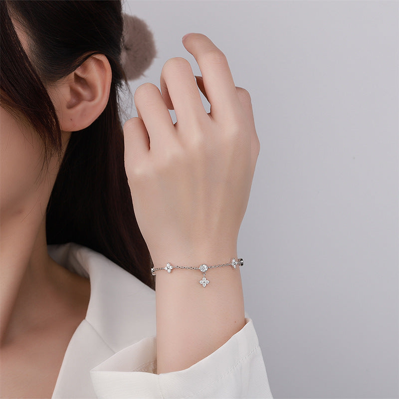 Zodiac bracelet with 2.4ct moissanite in S925 silver