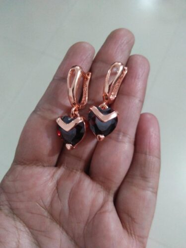 Rose Gold Heart-shaped Hypoallergenic Zircon Earrings photo review