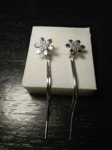 Snowflake Stud Earrings photo review